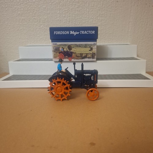 Britains 43378 fordson - fordson, major