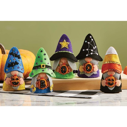 Herrschners spooky gnomies - herrschners®,