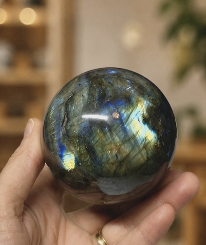Labradorite flash crystal - labradorite,