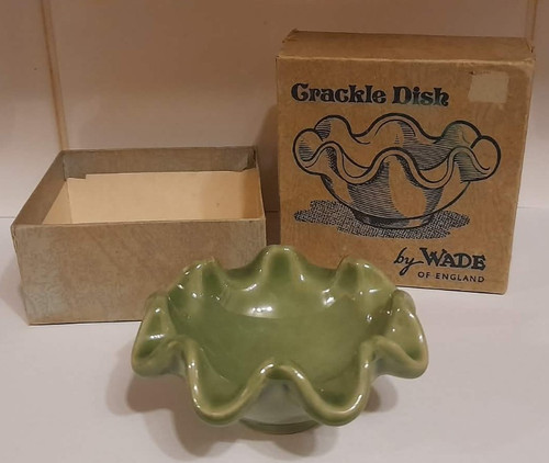 Boxed vintage wade pottery - boxed,