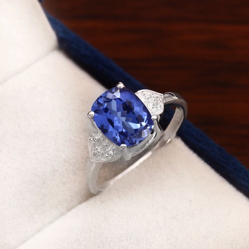 Blue sapphire cushion 9x7 - sapphire,