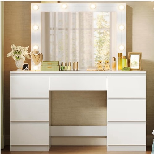 White dressing table with - white,
