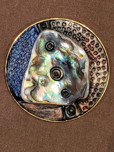 Gorgeous large vintage new - gorgeous,
