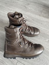 Altberg defender boots size 7M     #4