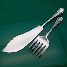 Pair Of Reed & Ribbon Pattern