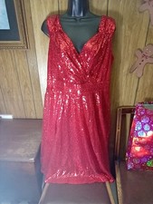 STUNNING FLATTERING SPARKLY