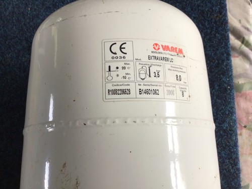 Water pressure tank caren - pressure,