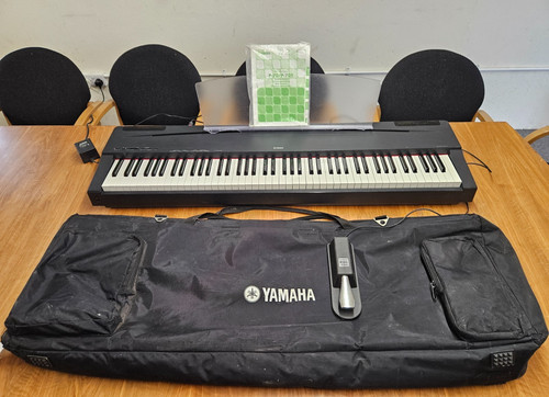 Yamaha digital piano - p-70,