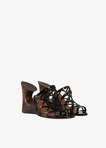 Alaïa sculpture caged - la,
