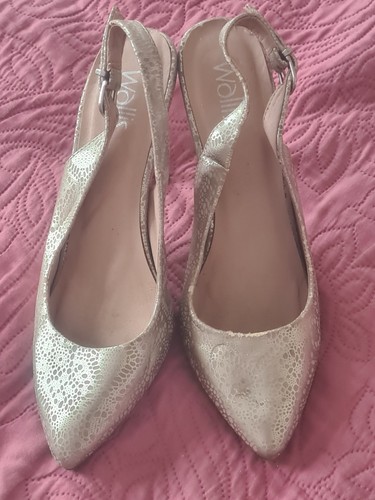 Wallis women shoes used - wallis,