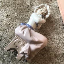 NAO By Lladro Spoiled Puppy Figurine 01049 Boxed