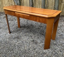Modern Console Table Walnut