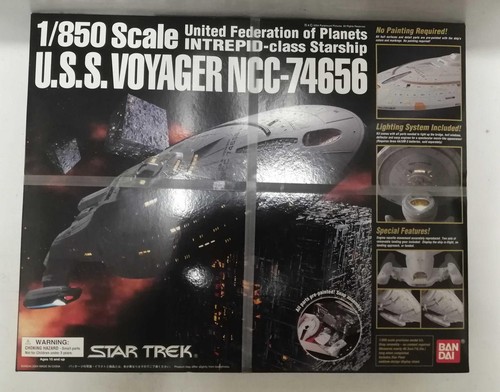 Bandai star trek ncc 74656 - bandai,