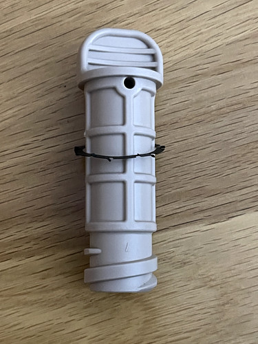One plastic screw - one, keter