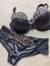 Ultimo Bra 34DD Matching