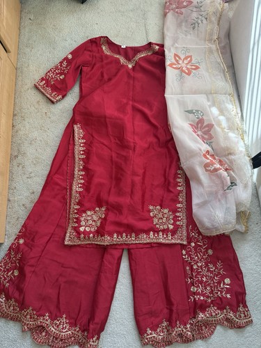 Red indian suit with chunni - red,