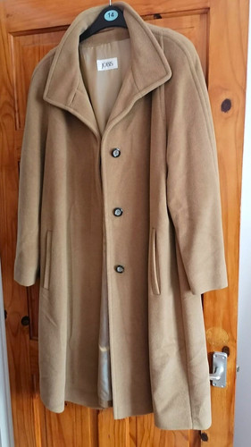 Jobis beige overcoat button - jobis,