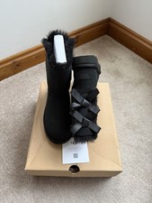 GENUINE UGG BOOTS W BAILEY BOW