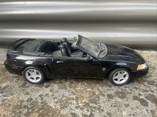 Maisto Ford Mustang GT Convertible American Muscle Sports Car 1/18 Black 1999