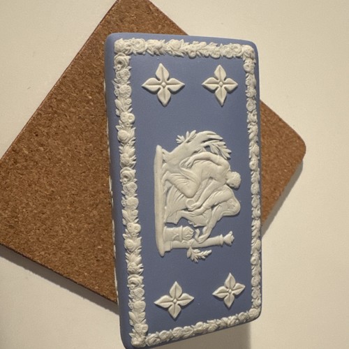 Blue wedgwood jasperware - blue,