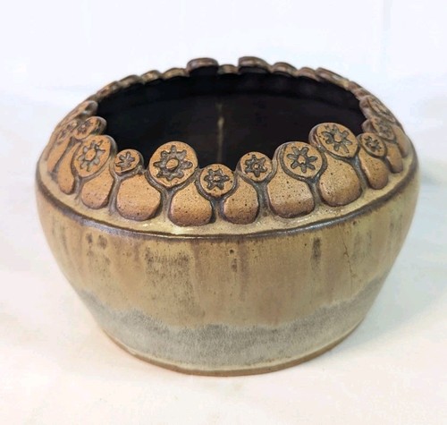 Vintage studio pottery - studio,