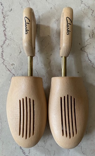 Clarks wooden shoe trees - wooden,