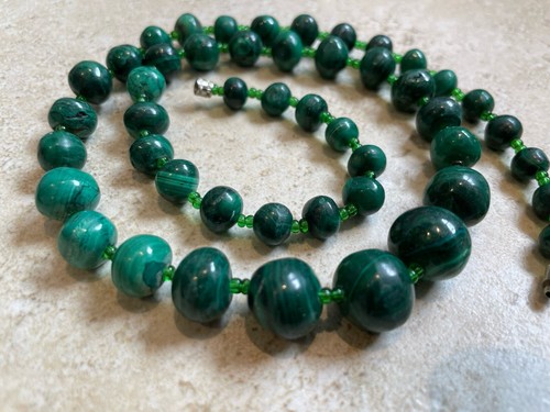 Graduated green malachite - graduated,