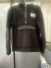 North Face men’s  Fleece Hoodie Black Armpit To Armpit Is 53 Cm Size Small