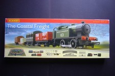 HORNBY THE COASTAL FREIGHT 00 GAUGE TRAIN STARTER SET (R1111)