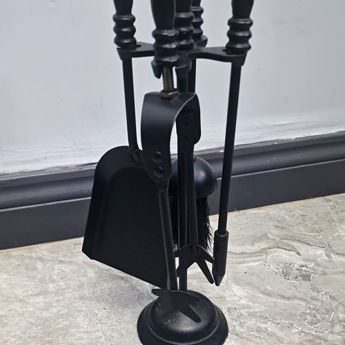 Black metal matte traditional - metal,