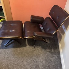 Classic Eames Style Lounge