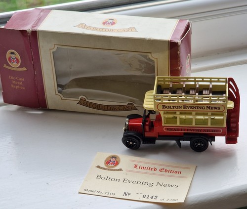 Oxford diecast bolton evening - diecast,