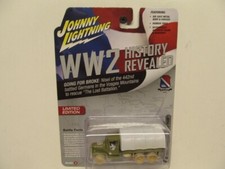 Johnny Lightning  WHITE