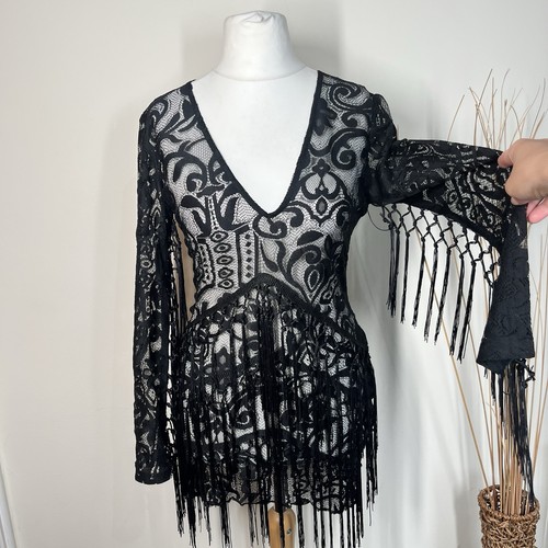 Saw first lace fringe - saw,