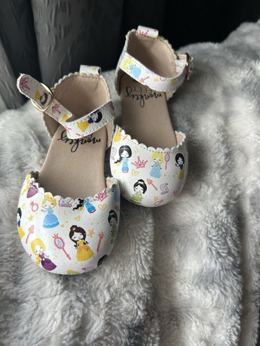 Monkey feet disney - feet, princess