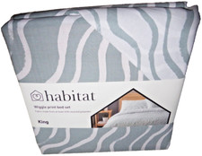 HABITAT BLUE WIGGLE PRINT BED