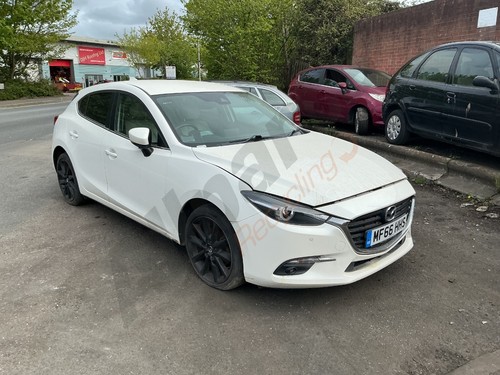 Mazda mk3 2016 rear - mazda,