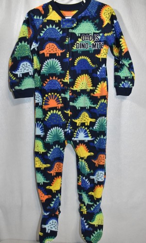The children place pajamas - the,