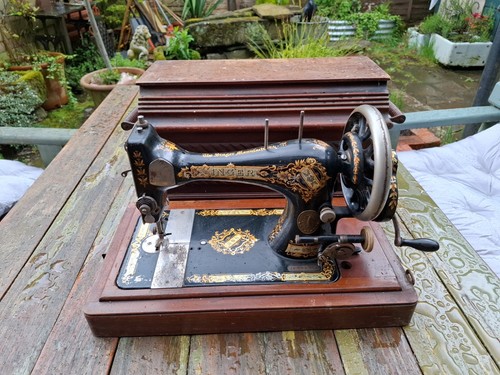 Antique singer sewing - sewing, machine