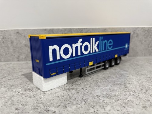 Corgi tri axle - corgi, curtainside