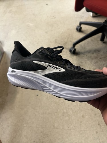 Brooks women ghost size - women’s,