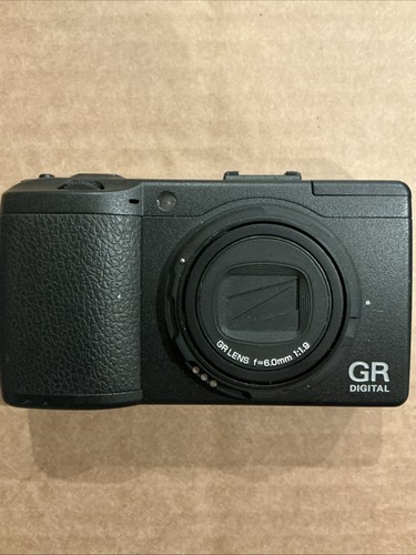 Ricoh digital iii camera - ricoh,