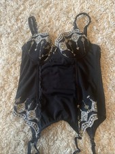Lovely Sparkly Gold And Black Basque With Suspenders Size 34B