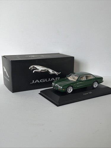 Atlas editions jaguar - xj8,