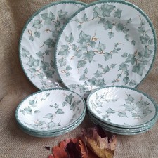 Vintage International Tableworks Country Vine  7xCereal Bowls &2xdinner plates 