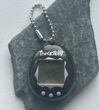 TAMAGOTCHI 2018 Original Black-Feed, Care, Nurture-Virtual Pet with Chain 