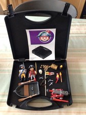Playmobil 5894 Pirate set with carry case, complete, excellent condition