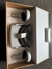 Meta Oculus Quest 2 128GB VR Headset With Controllers (BN1)