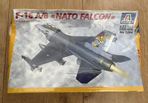 Italeri model kit - italeri,