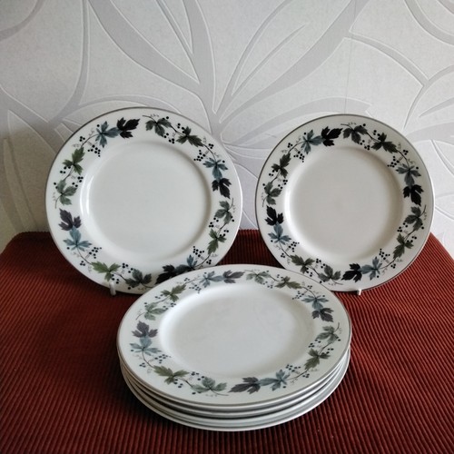 Royal doulton burgundy set - royal,